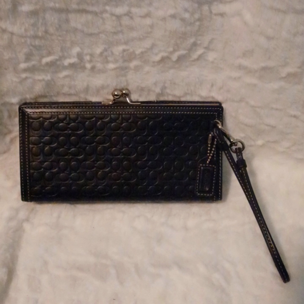 Rare Vintage Signature C Coach Kisslock Clutch